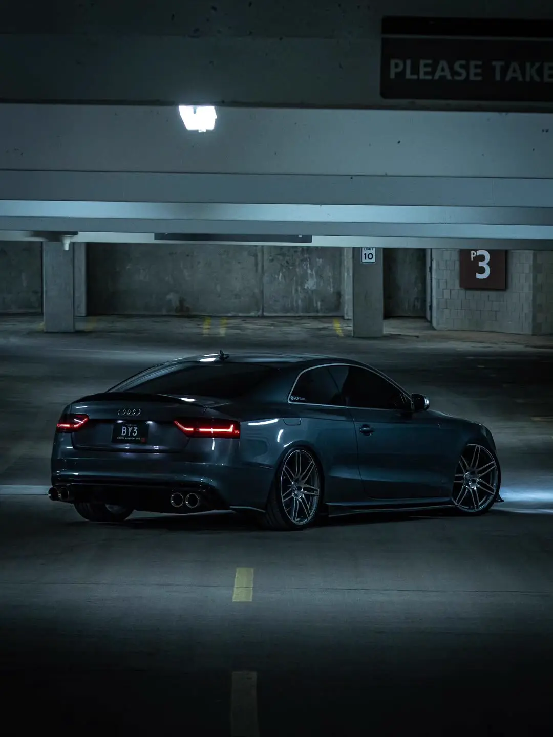 Slammed Audi B8.5 A5 Coupé 2.0T