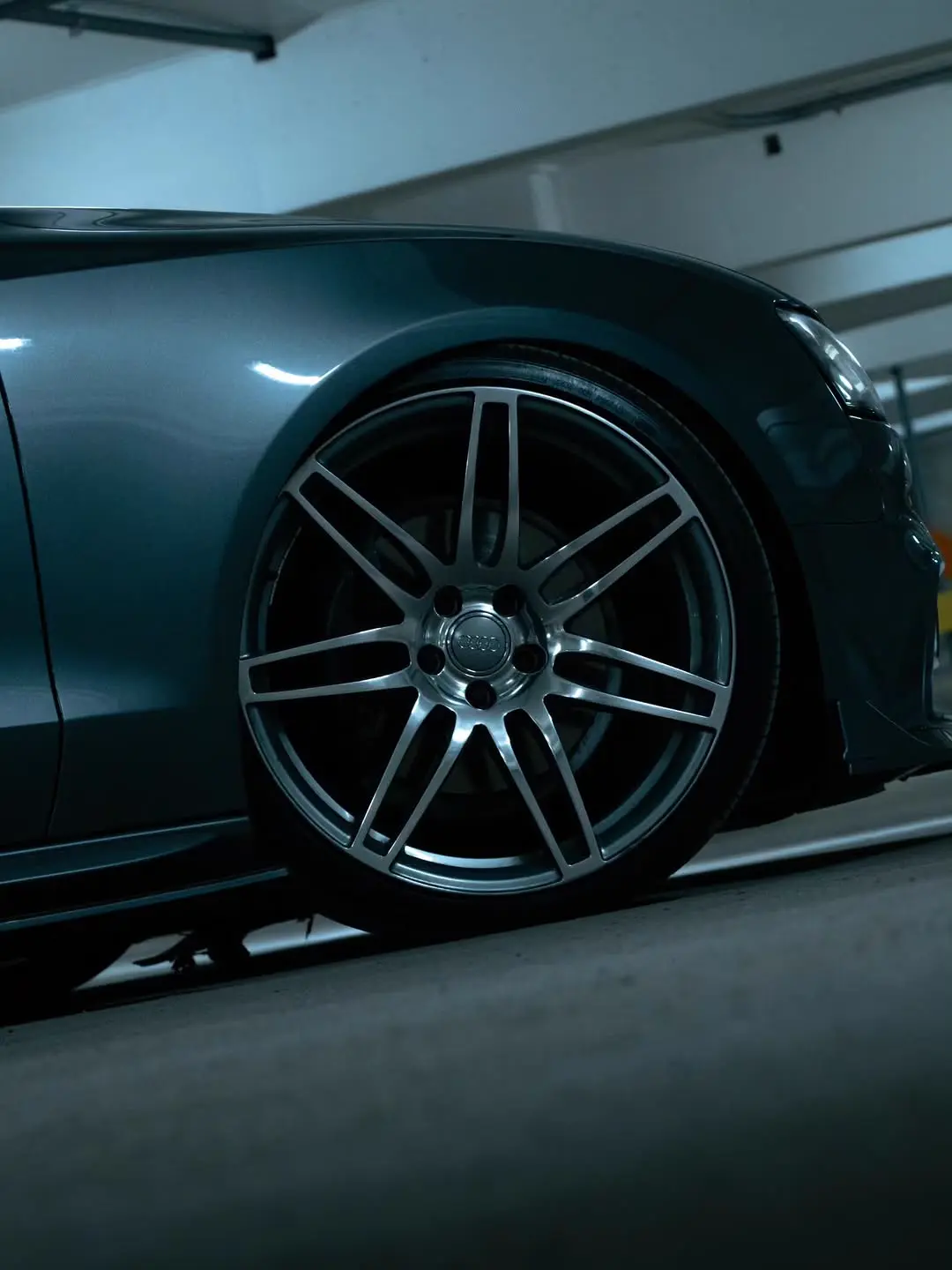 Slammed Audi B8.5 A5 Coupé 2.0T